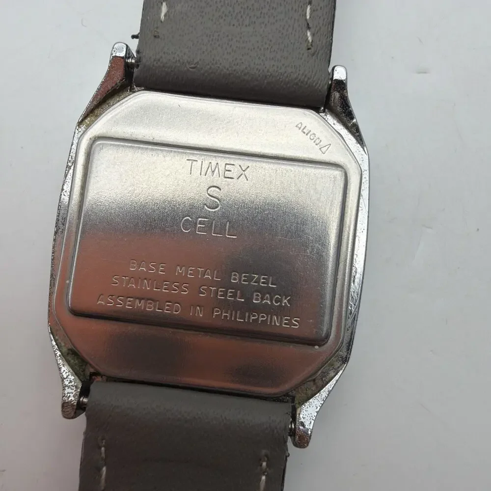 Vintage Timex Q S Cell Bar Button Digital Quartz Watch New Battery